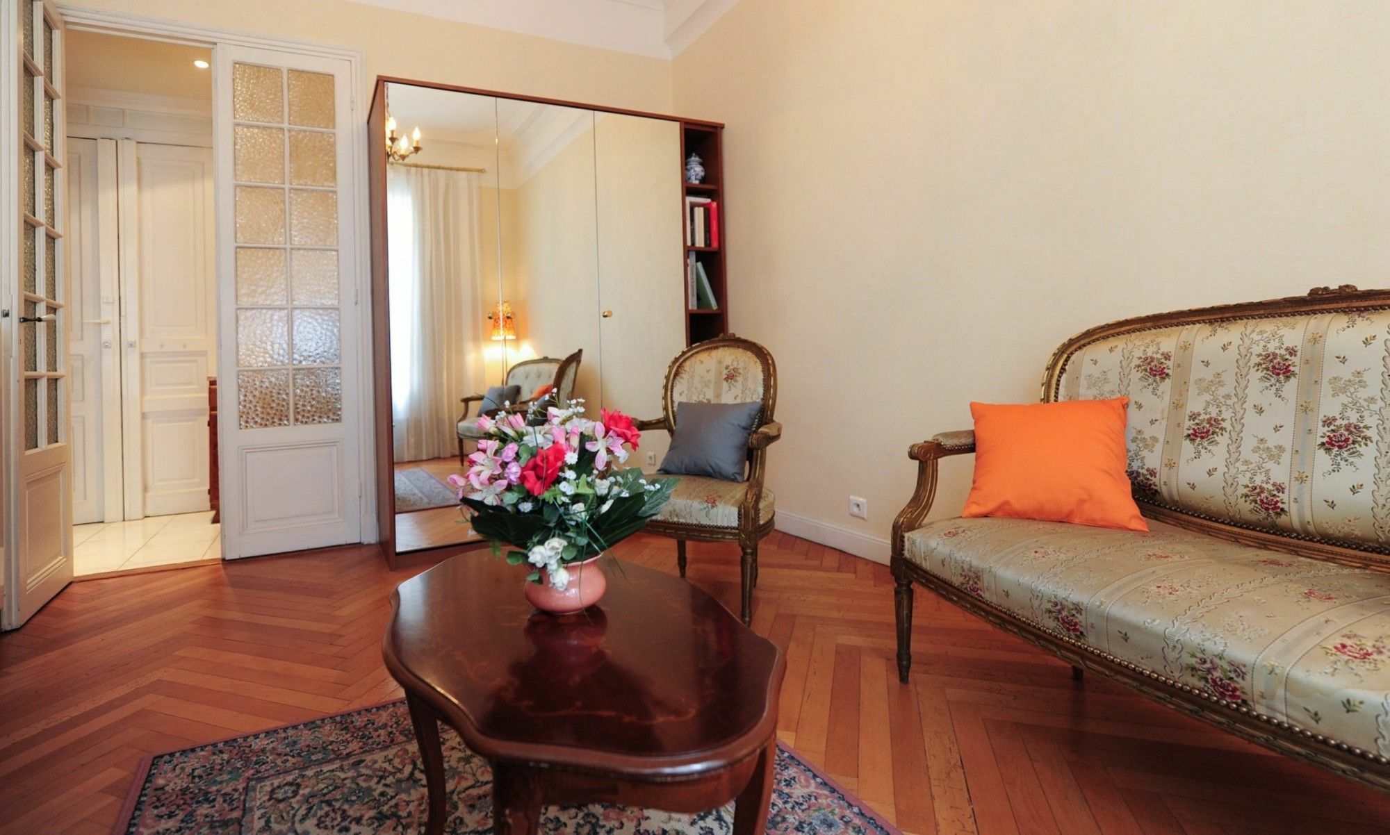 Appartement Minuetto Five Stars Holiday House Nizza Exterior foto